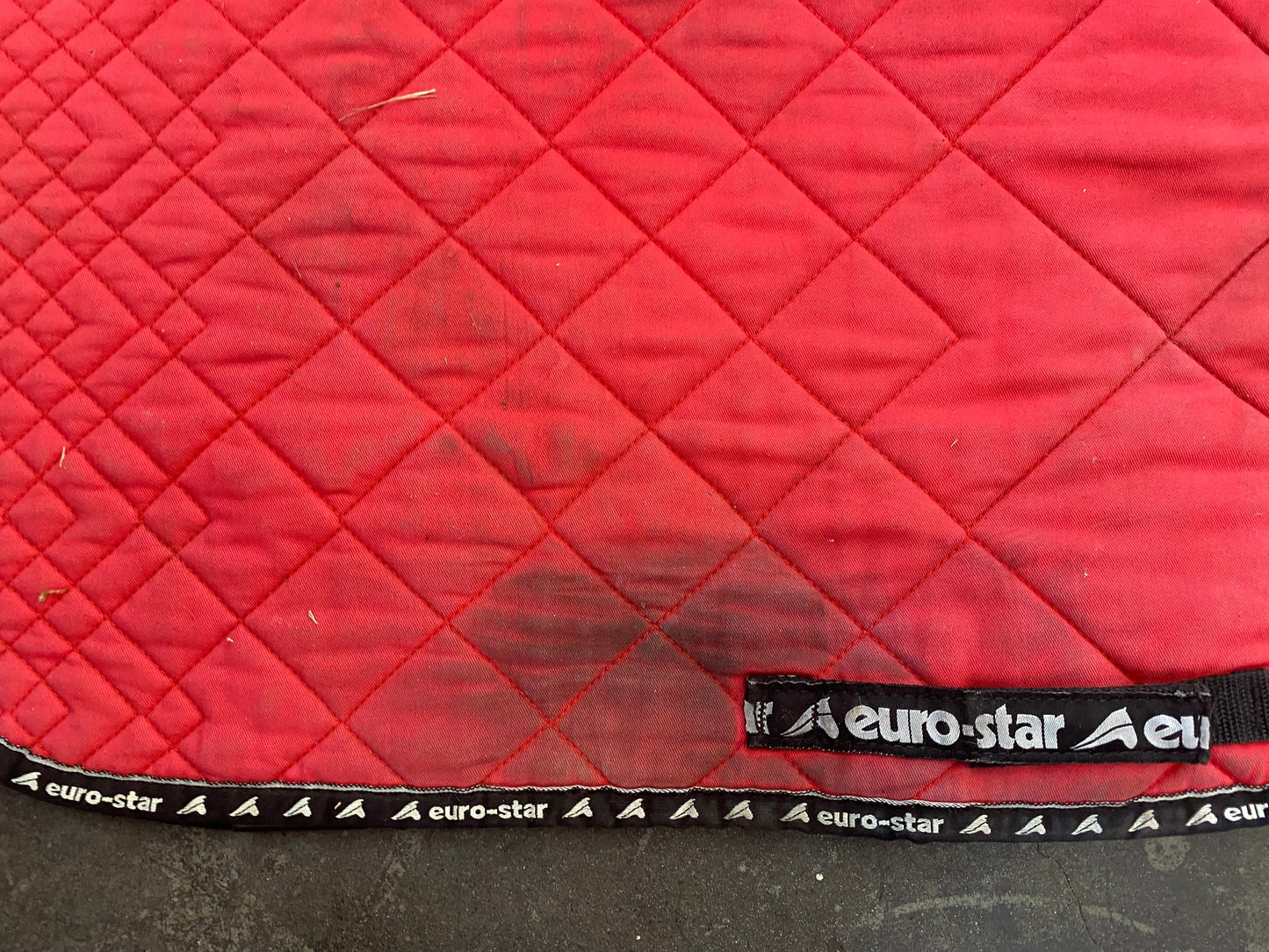 Euro Star Saddlecloth FULL Red (221601)