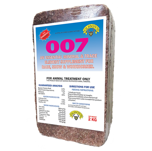 Olsson 007 Mineral Block 2kg Salt And Vitamin Lick For Horses