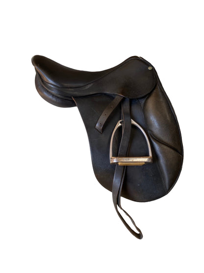 Forester Seller Showjumping Saddle 17.5" Black (2314205)