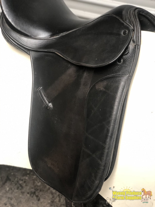 Bates Signature Dressage Saddle 17 Black (193301)